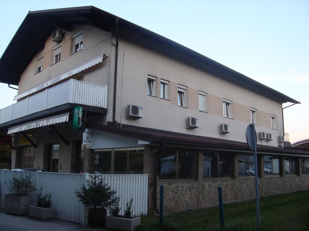 Guesthouse Koprivec Ljubljana Ngoại thất bức ảnh