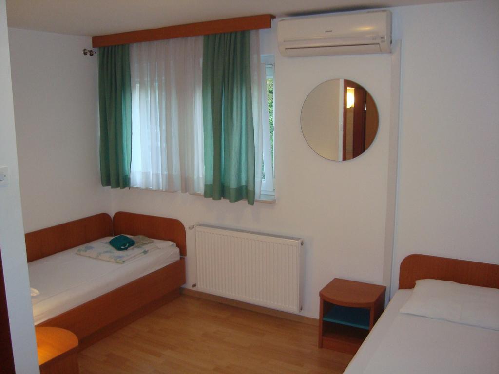 Guesthouse Koprivec Ljubljana Phòng bức ảnh