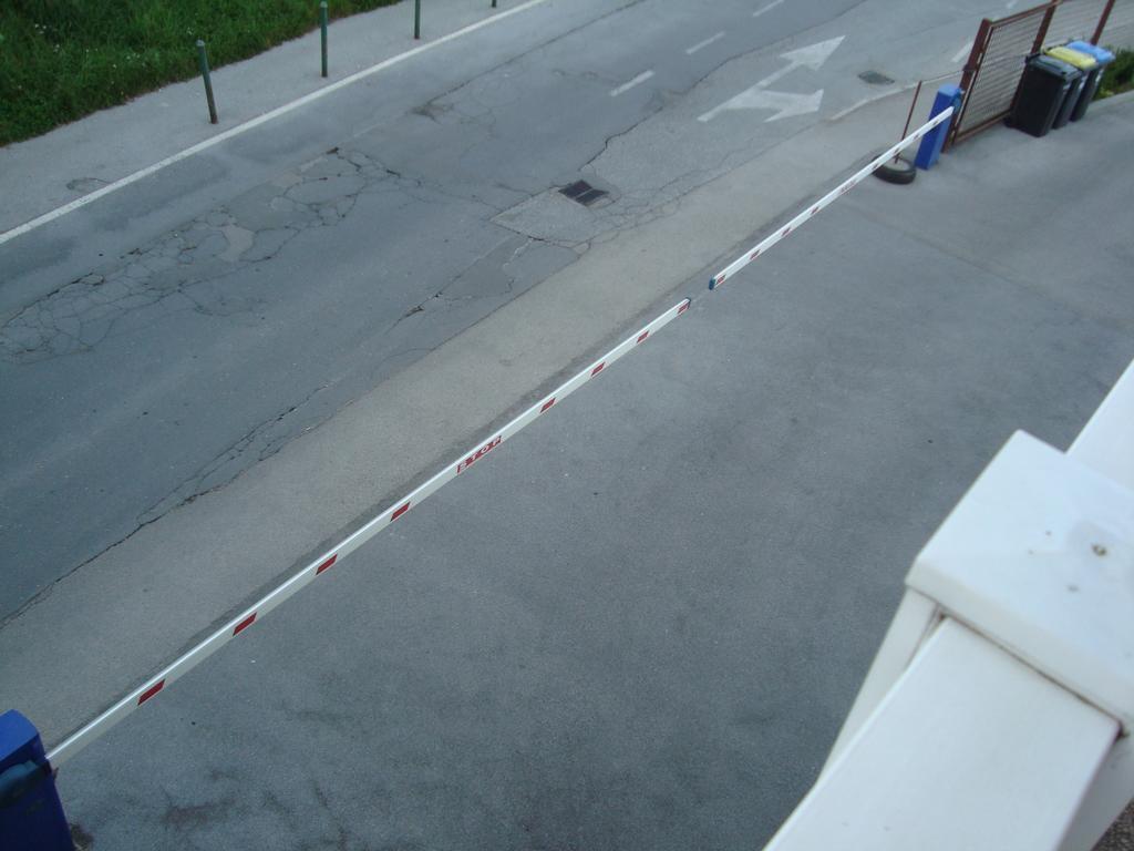 Guesthouse Koprivec Ljubljana Ngoại thất bức ảnh